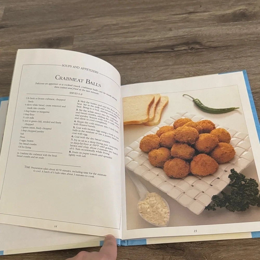 Vintage 1996 Fish & Seafood Cooking Book